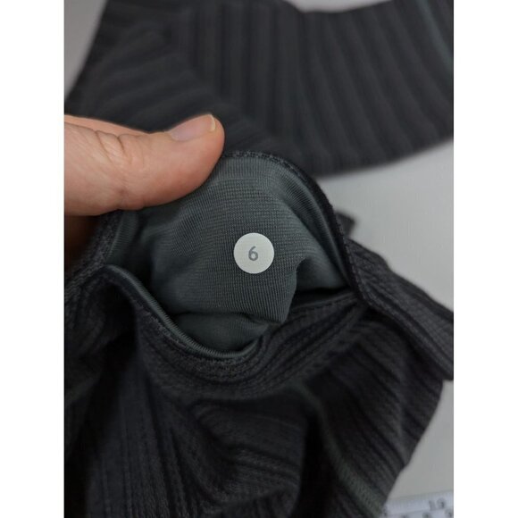 Lululemon‎ Wunder Under Crop II Size 6 Textured Stripe Slate Deep Coal - Picture 5 of 9